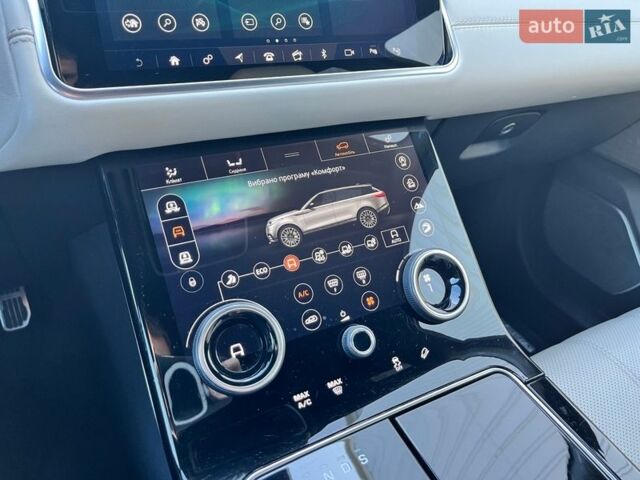 Сірий Ленд Ровер Рендж Ровер Велар, об'ємом двигуна 2 л та пробігом 109 тис. км за 37000 $, фото 25 на Automoto.ua