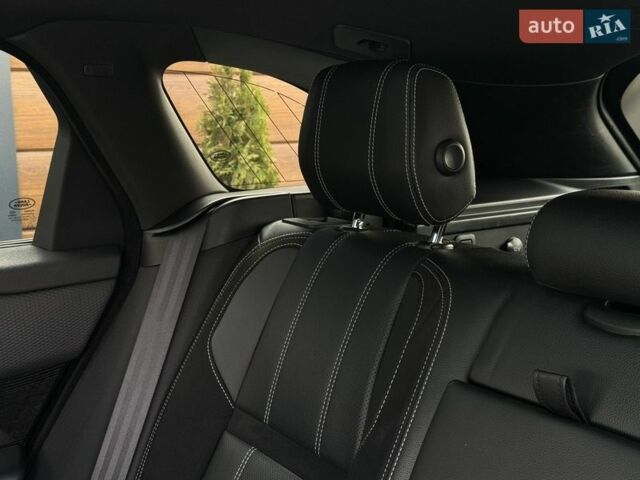 Серый Ленд Ровер Рендж Ровер Велар, объемом двигателя 3 л и пробегом 242 тыс. км за 25999 $, фото 65 на Automoto.ua