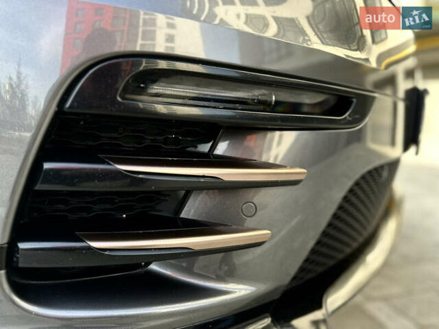 Сірий Ленд Ровер Рендж Ровер Велар, об'ємом двигуна 2 л та пробігом 174 тис. км за 34800 $, фото 18 на Automoto.ua