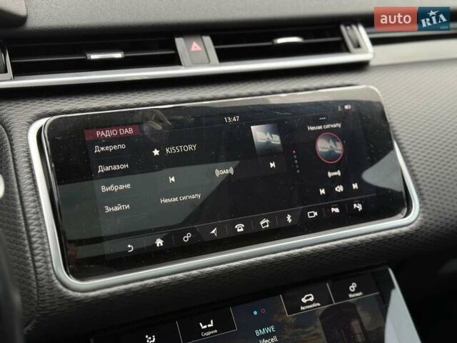 Серый Ленд Ровер Рендж Ровер Велар, объемом двигателя 2 л и пробегом 130 тыс. км за 34650 $, фото 34 на Automoto.ua