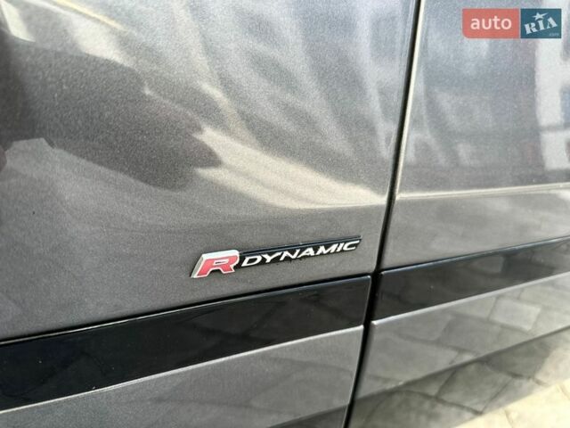 Серый Ленд Ровер Рендж Ровер Велар, объемом двигателя 2 л и пробегом 174 тыс. км за 33990 $, фото 29 на Automoto.ua