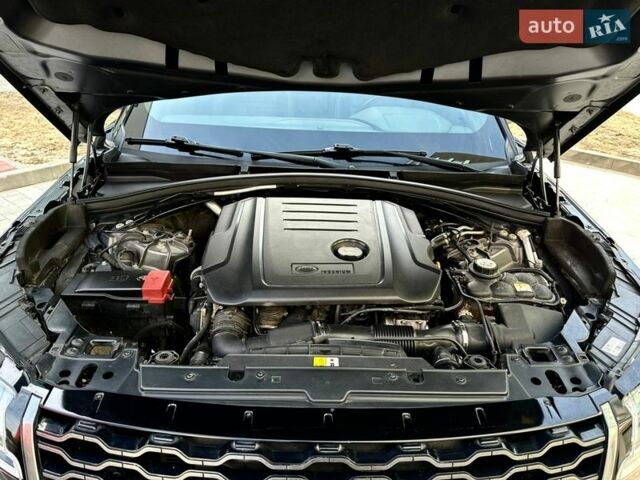 Серый Ленд Ровер Рендж Ровер Велар, объемом двигателя 2 л и пробегом 174 тыс. км за 33990 $, фото 58 на Automoto.ua