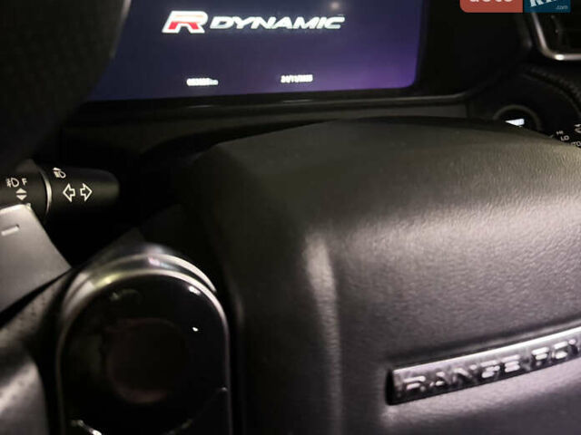 Серый Ленд Ровер Рендж Ровер Велар, объемом двигателя 2 л и пробегом 52 тыс. км за 32900 $, фото 23 на Automoto.ua