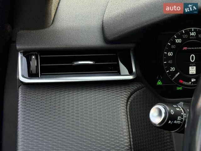 Серый Ленд Ровер Рендж Ровер Велар, объемом двигателя 3 л и пробегом 242 тыс. км за 25999 $, фото 44 на Automoto.ua