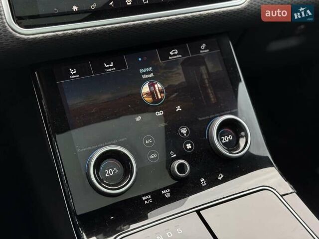 Сірий Ленд Ровер Рендж Ровер Велар, об'ємом двигуна 2 л та пробігом 130 тис. км за 34650 $, фото 32 на Automoto.ua
