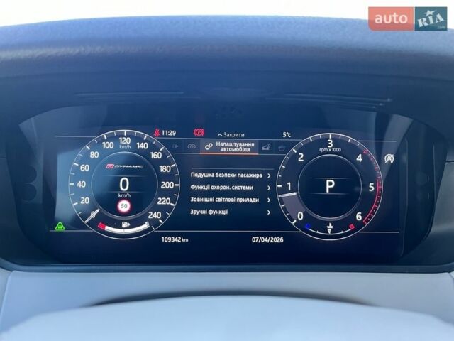Сірий Ленд Ровер Рендж Ровер Велар, об'ємом двигуна 2 л та пробігом 109 тис. км за 37000 $, фото 36 на Automoto.ua