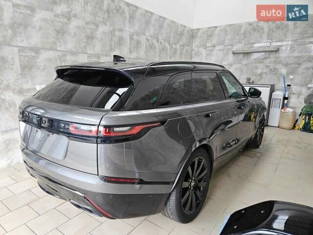 Серый Ленд Ровер Рендж Ровер Велар, объемом двигателя 2.99 л и пробегом 137 тыс. км за 26300 $, фото 4 на Automoto.ua