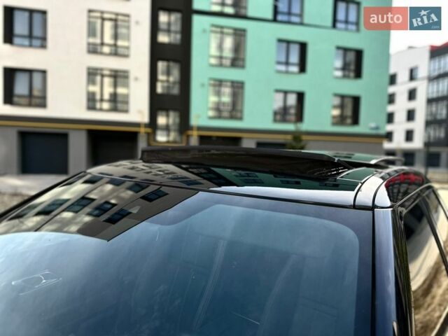 Серый Ленд Ровер Рендж Ровер Велар, объемом двигателя 2 л и пробегом 174 тыс. км за 33990 $, фото 27 на Automoto.ua