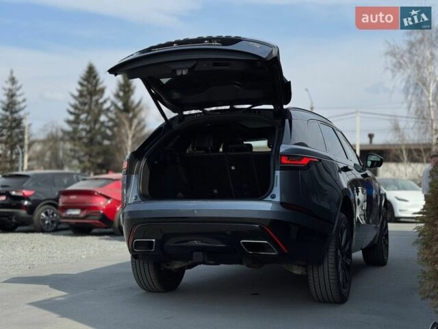 Серый Ленд Ровер Рендж Ровер Велар, объемом двигателя 3 л и пробегом 242 тыс. км за 25999 $, фото 30 на Automoto.ua