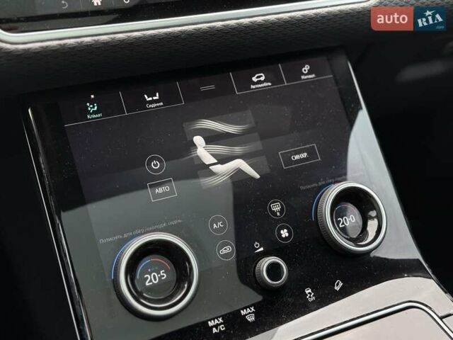 Серый Ленд Ровер Рендж Ровер Велар, объемом двигателя 2 л и пробегом 130 тыс. км за 34650 $, фото 43 на Automoto.ua