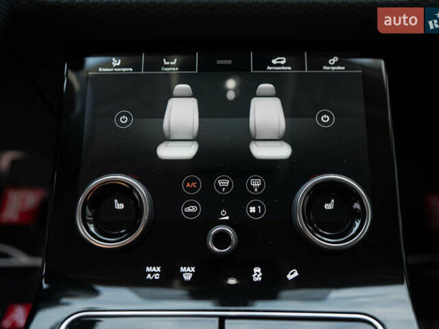 Сірий Ленд Ровер Рендж Ровер Велар, об'ємом двигуна 2 л та пробігом 49 тис. км за 39900 $, фото 37 на Automoto.ua