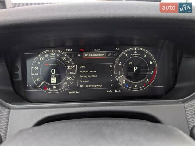Серый Ленд Ровер Рендж Ровер Велар, объемом двигателя 3 л и пробегом 242 тыс. км за 29999 $, фото 63 на Automoto.ua