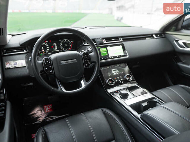 Сірий Ленд Ровер Рендж Ровер Велар, об'ємом двигуна 2 л та пробігом 49 тис. км за 39900 $, фото 40 на Automoto.ua