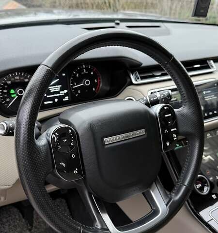 Серый Ленд Ровер Рендж Ровер Велар, объемом двигателя 2 л и пробегом 102 тыс. км за 37500 $, фото 50 на Automoto.ua