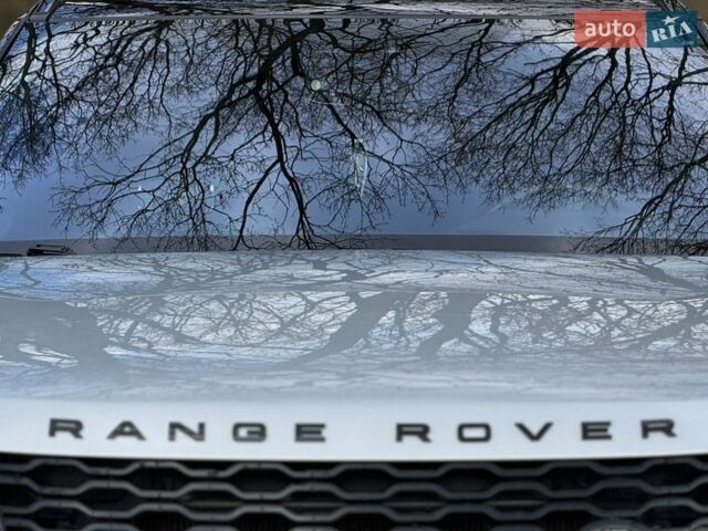 Серый Ленд Ровер Рендж Ровер Велар, объемом двигателя 2 л и пробегом 133 тыс. км за 33100 $, фото 9 на Automoto.ua
