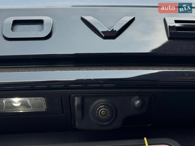 Серый Ленд Ровер Рендж Ровер Велар, объемом двигателя 3 л и пробегом 242 тыс. км за 25999 $, фото 18 на Automoto.ua