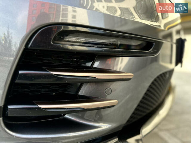 Сірий Ленд Ровер Рендж Ровер Велар, об'ємом двигуна 2 л та пробігом 174 тис. км за 34800 $, фото 12 на Automoto.ua