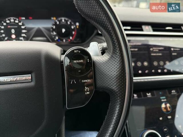 Серый Ленд Ровер Рендж Ровер Велар, объемом двигателя 2 л и пробегом 130 тыс. км за 34650 $, фото 29 на Automoto.ua