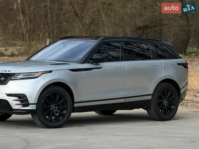 Серый Ленд Ровер Рендж Ровер Велар, объемом двигателя 2 л и пробегом 133 тыс. км за 33100 $, фото 3 на Automoto.ua
