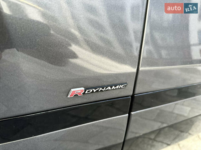 Сірий Ленд Ровер Рендж Ровер Велар, об'ємом двигуна 2 л та пробігом 174 тис. км за 34800 $, фото 19 на Automoto.ua