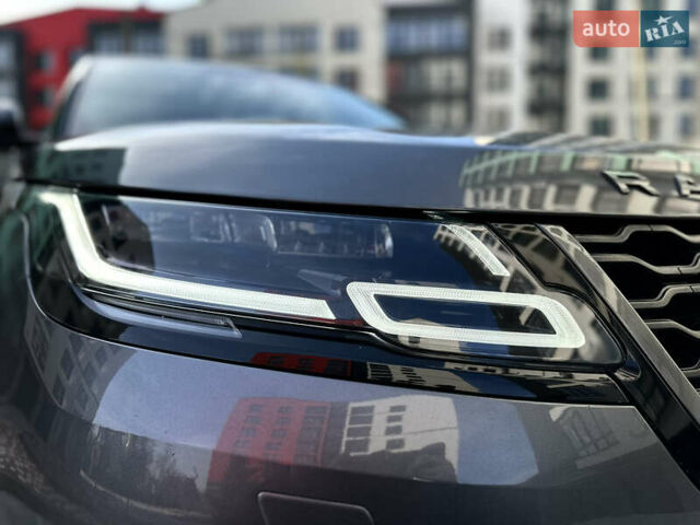 Сірий Ленд Ровер Рендж Ровер Велар, об'ємом двигуна 2 л та пробігом 174 тис. км за 34800 $, фото 17 на Automoto.ua