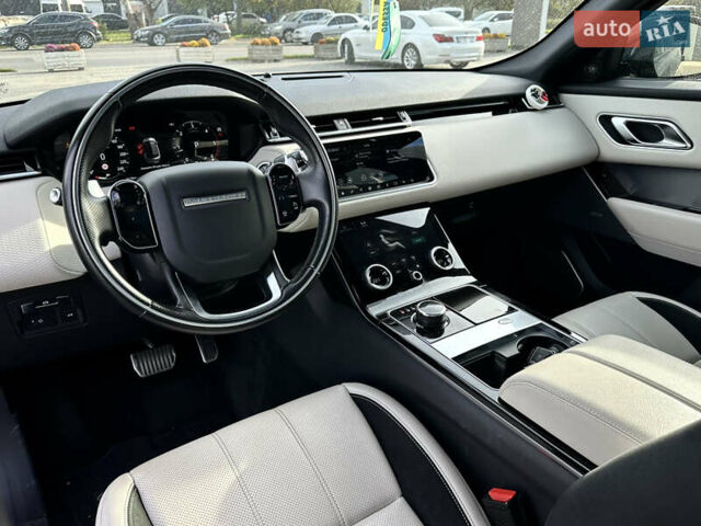 Серый Ленд Ровер Рендж Ровер Велар, объемом двигателя 2 л и пробегом 62 тыс. км за 39900 $, фото 19 на Automoto.ua
