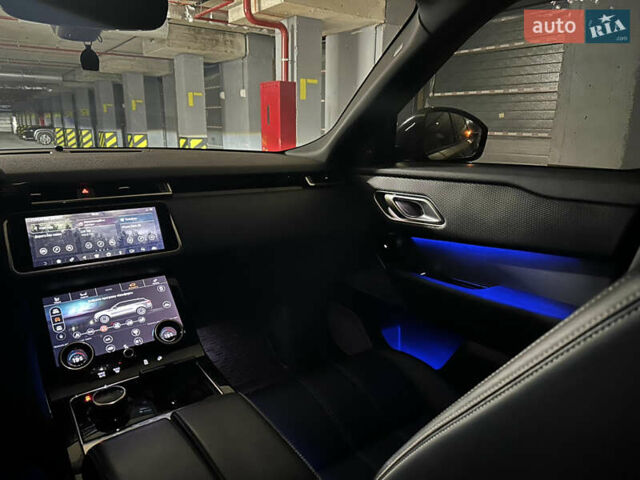 Серый Ленд Ровер Рендж Ровер Велар, объемом двигателя 2 л и пробегом 174 тыс. км за 34800 $, фото 62 на Automoto.ua