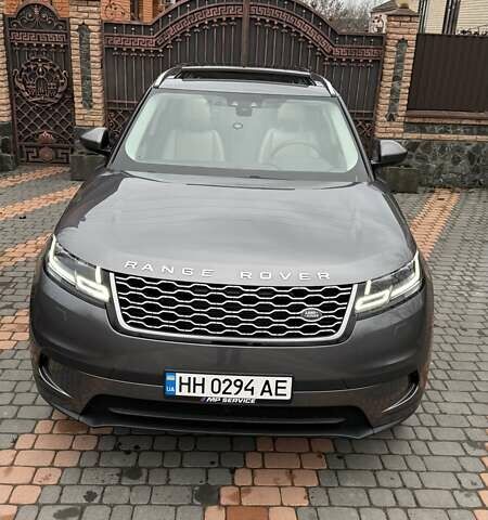 Серый Ленд Ровер Рендж Ровер Велар, объемом двигателя 2 л и пробегом 102 тыс. км за 37500 $, фото 9 на Automoto.ua