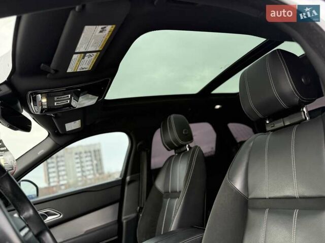 Сірий Ленд Ровер Рендж Ровер Велар, об'ємом двигуна 2 л та пробігом 130 тис. км за 34650 $, фото 27 на Automoto.ua