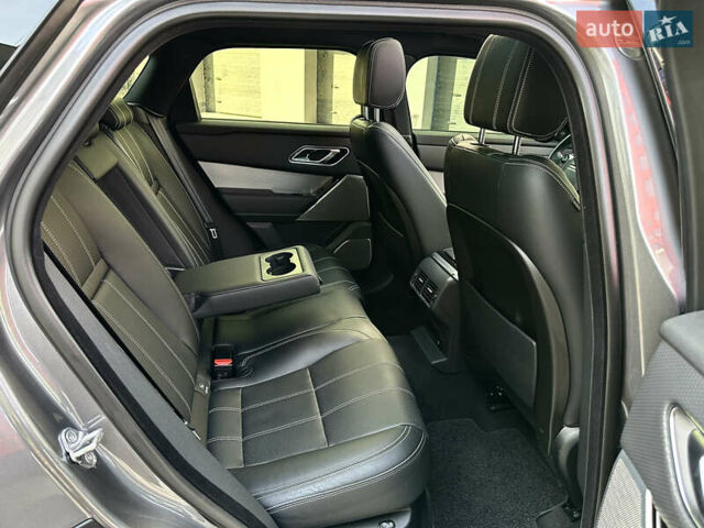 Серый Ленд Ровер Рендж Ровер Велар, объемом двигателя 2 л и пробегом 174 тыс. км за 34800 $, фото 54 на Automoto.ua