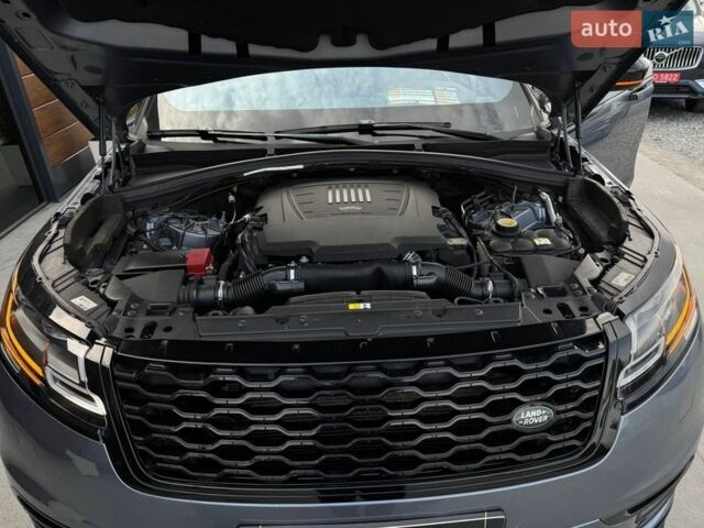 Серый Ленд Ровер Рендж Ровер Велар, объемом двигателя 3 л и пробегом 242 тыс. км за 25999 $, фото 90 на Automoto.ua