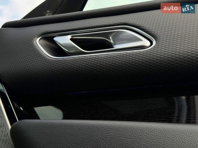 Серый Ленд Ровер Рендж Ровер Велар, объемом двигателя 3 л и пробегом 242 тыс. км за 25999 $, фото 83 на Automoto.ua