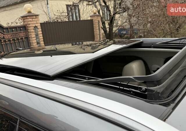 Серый Ленд Ровер Рендж Ровер Велар, объемом двигателя 2 л и пробегом 102 тыс. км за 37500 $, фото 19 на Automoto.ua