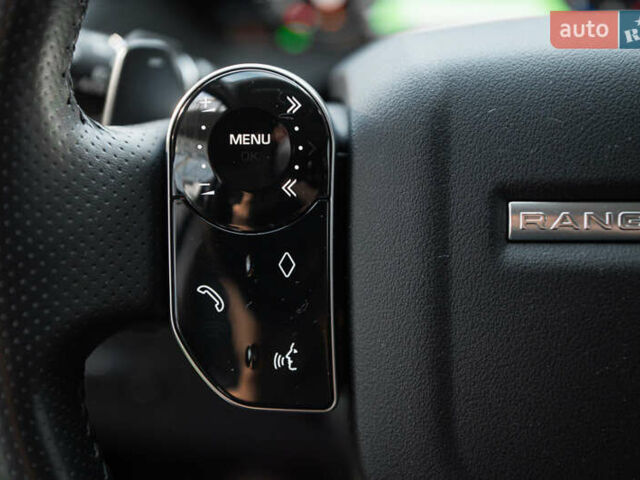 Сірий Ленд Ровер Рендж Ровер Велар, об'ємом двигуна 2 л та пробігом 49 тис. км за 39900 $, фото 32 на Automoto.ua