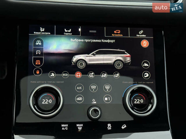 Серый Ленд Ровер Рендж Ровер Велар, объемом двигателя 3 л и пробегом 102 тыс. км за 38000 $, фото 44 на Automoto.ua