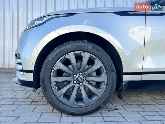 Сірий Ленд Ровер Рендж Ровер Велар, об'ємом двигуна 2 л та пробігом 109 тис. км за 37000 $, фото 4 на Automoto.ua