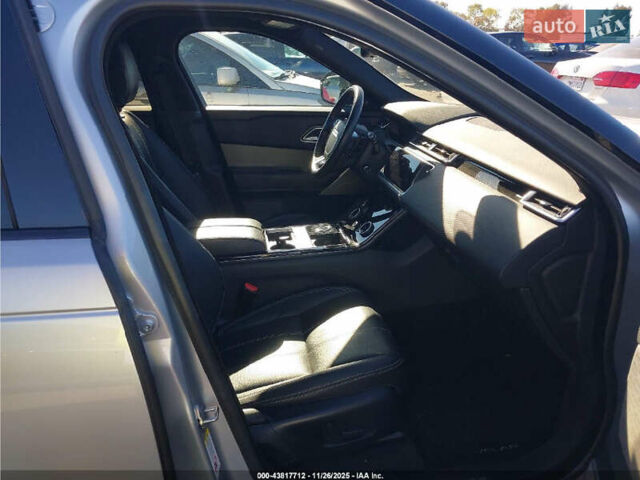 Сірий Ленд Ровер Рендж Ровер Велар, об'ємом двигуна 2 л та пробігом 95 тис. км за 12000 $, фото 6 на Automoto.ua