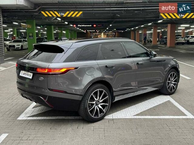 Серый Ленд Ровер Рендж Ровер Велар, объемом двигателя 2 л и пробегом 155 тыс. км за 34990 $, фото 5 на Automoto.ua