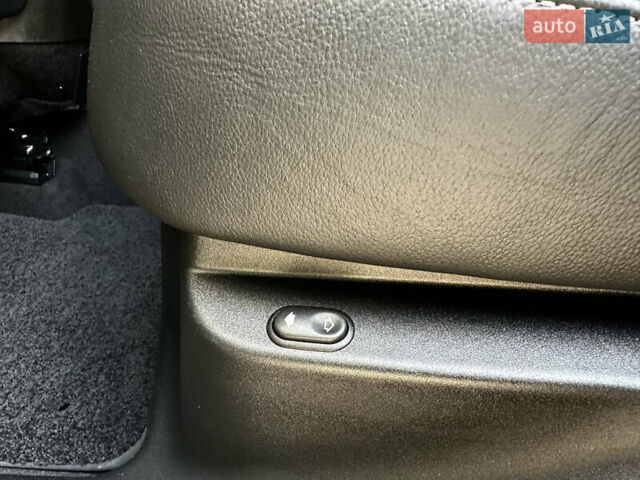 Серый Ленд Ровер Рендж Ровер Велар, объемом двигателя 2 л и пробегом 174 тыс. км за 34800 $, фото 52 на Automoto.ua