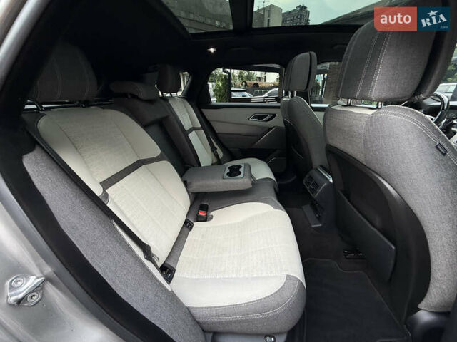 Сірий Ленд Ровер Рендж Ровер Велар, об'ємом двигуна 2 л та пробігом 30 тис. км за 39999 $, фото 54 на Automoto.ua