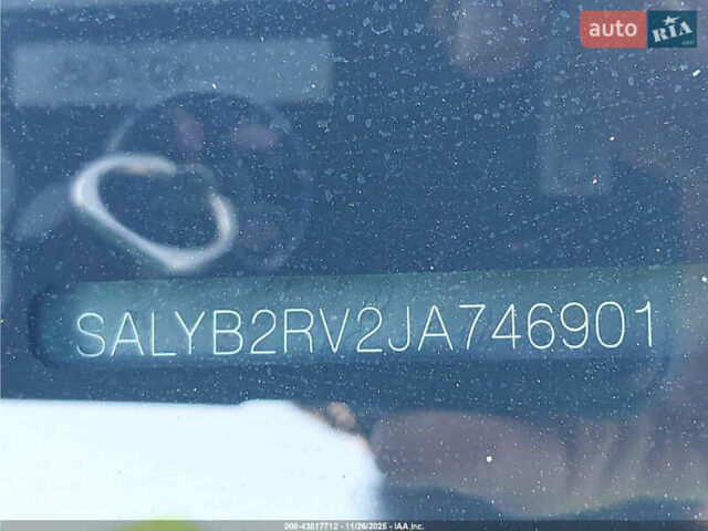 Сірий Ленд Ровер Рендж Ровер Велар, об'ємом двигуна 2 л та пробігом 95 тис. км за 12000 $, фото 9 на Automoto.ua