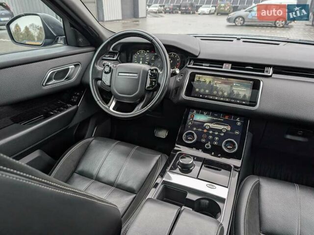 Серый Ленд Ровер Рендж Ровер Велар, объемом двигателя 3 л и пробегом 242 тыс. км за 29999 $, фото 51 на Automoto.ua