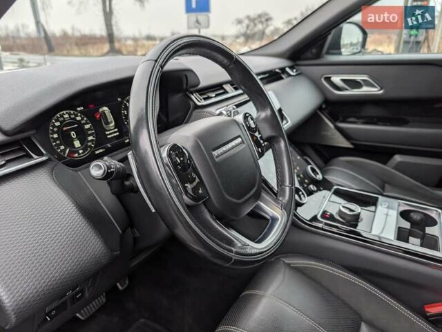 Серый Ленд Ровер Рендж Ровер Велар, объемом двигателя 3 л и пробегом 242 тыс. км за 29999 $, фото 61 на Automoto.ua