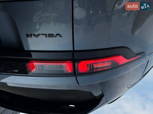 Серый Ленд Ровер Рендж Ровер Велар, объемом двигателя 3 л и пробегом 242 тыс. км за 25999 $, фото 17 на Automoto.ua