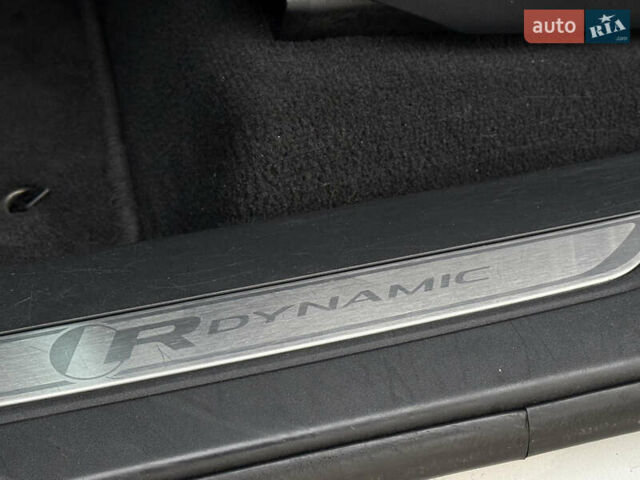 Серый Ленд Ровер Рендж Ровер Велар, объемом двигателя 3 л и пробегом 102 тыс. км за 38000 $, фото 23 на Automoto.ua