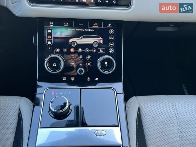 Сірий Ленд Ровер Рендж Ровер Велар, об'ємом двигуна 2 л та пробігом 109 тис. км за 37000 $, фото 26 на Automoto.ua