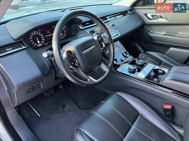 Сірий Ленд Ровер Рендж Ровер Велар, об'ємом двигуна 2 л та пробігом 130 тис. км за 34000 $, фото 10 на Automoto.ua
