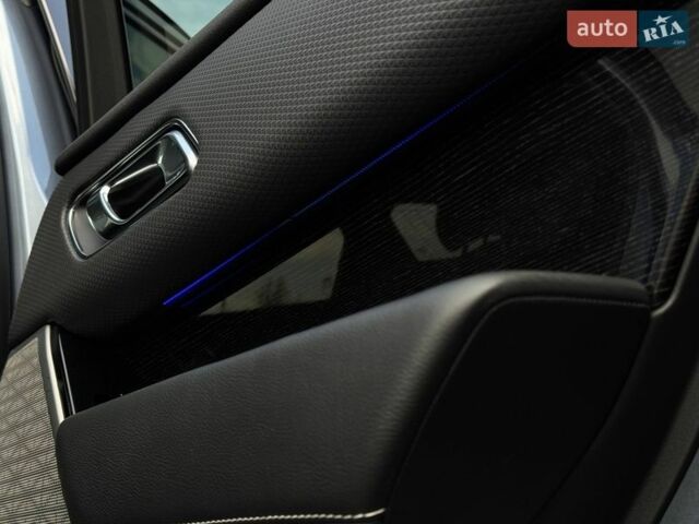 Серый Ленд Ровер Рендж Ровер Велар, объемом двигателя 3 л и пробегом 242 тыс. км за 25999 $, фото 78 на Automoto.ua