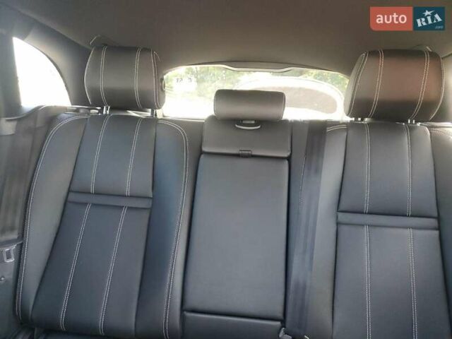 Серый Ленд Ровер Рендж Ровер Велар, объемом двигателя 3 л и пробегом 165 тыс. км за 11500 $, фото 9 на Automoto.ua