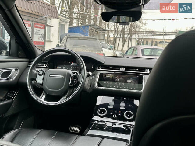 Сірий Ленд Ровер Рендж Ровер Велар, об'ємом двигуна 2 л та пробігом 61 тис. км за 37200 $, фото 18 на Automoto.ua
